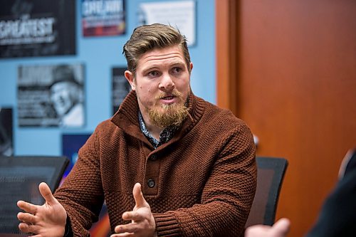 MIKAELA MACKENZIE / WINNIPEG FREE PRESS

Bombers linebacker Adam Bighill speaks with the Free Press at Wellington-Altus Private Wealth in Winnipeg on Wednesday, Jan. 22, 2020. For Taylor Allen story.
Winnipeg Free Press 2019.