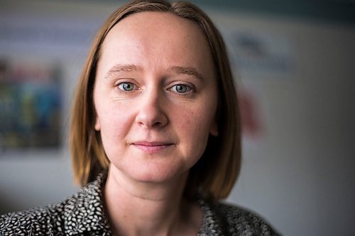 MIKAELA MACKENZIE / WINNIPEG FREE PRESS

Codi Guenther, executive director of New Journey Housing, poses for a portrait in her office in Winnipeg on Wednesday, Jan. 22, 2020. For Maggie Macintosh story.
Winnipeg Free Press 2019.