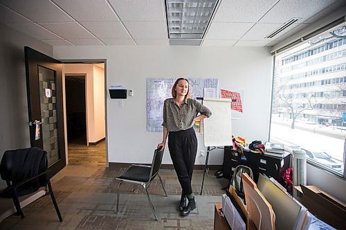 MIKAELA MACKENZIE / WINNIPEG FREE PRESS

Codi Guenther, executive director of New Journey Housing, poses for a portrait in her office in Winnipeg on Wednesday, Jan. 22, 2020. For Maggie Macintosh story.
Winnipeg Free Press 2019.