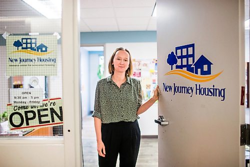 MIKAELA MACKENZIE / WINNIPEG FREE PRESS

Codi Guenther, executive director of New Journey Housing, poses for a portrait in her office in Winnipeg on Wednesday, Jan. 22, 2020. For Maggie Macintosh story.
Winnipeg Free Press 2019.