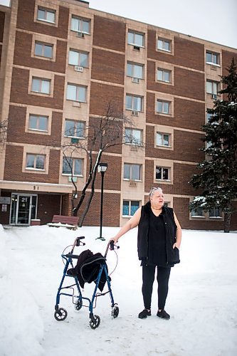 MIKAELA MACKENZIE / WINNIPEG FREE PRESS

Elizabeth Warbansky, who has bed bugs, poses for a portrait in front of her apartment building in Winnipeg on Thursday, Jan. 23, 2020. For Maggie Macintosh story.
Winnipeg Free Press 2019.