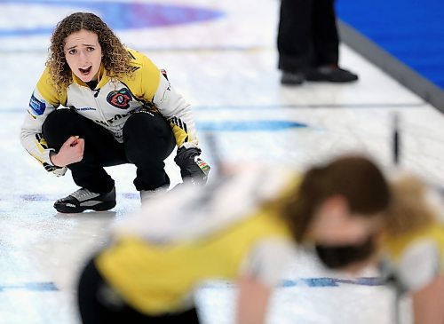 Team Manitoba skip Mackenzie Zacharias gives instructions while playing against Team Alberta during the Canadian Junior Curling Championships in Langley, BC, Sunday, January 26, 2020. (TREVOR HAGAN / WINNIPEG FREE PRESS)