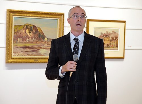JASON HALSTEAD / WINNIPEG FREE PRESS

L-R: Gallery owner Shawn Mayberry speaks at the opening of Mayberry Fine Arts James and Barbara Burns Art Collection Exhibition and Sale in support of the CancerCare Manitoba Foundation and launch of the annual holiday open house exhibition at its Exhange District gallery on Dec. 8, 2019. (See Social Page)
