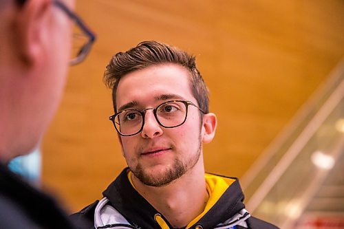 MIKAELA MACKENZIE / WINNIPEG FREE PRESS

Team Manitoba's men's skip Jacques Gauthier speaks to media at the airport in Winnipeg on Monday, Jan. 27, 2020. For Mike Sawatzky story.
Winnipeg Free Press 2019.