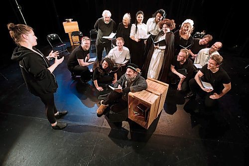 JOHN WOODS / WINNIPEG FREE PRESS
Katie German, director of Elizabeth Rex, left, directs the cast in the Rachel Brown Theatre in Winnipeg Monday, January 27, 2020. 

Reporter: Koncan