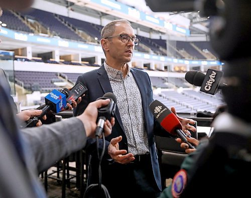 RUTH BONNEVILLE  /  WINNIPEG FREE PRESS 

LOCAL - TNS concessions

Bell MTS Place

Kevin Donnelly, Sr. Vice President, Venues & Entertainment, True North Sports + Entertainment,  meets with the media to  discuss the 30% reduction in Fan Favourites concession pricing that takes effect Friday, Jan. 31, as well as upcoming enhancements to the live game experience at Bell MTS Place, Budweiser King Club on Tuesday. 

Note:  The reduction in price for beer is only for domestic beer.  See reporter for further info.  

Jan 28th,  2020