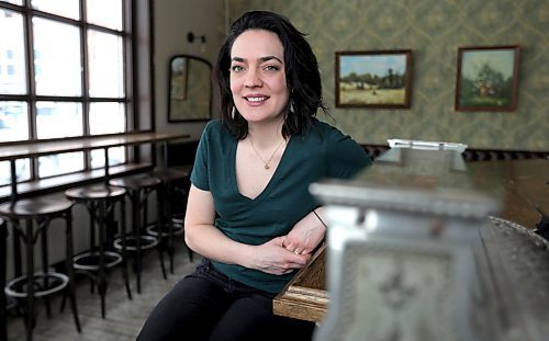 RUTH BONNEVILLE  /  WINNIPEG FREE PRESS 


ENT - Langside Grocery


Portraits of Langside Grocery chef, Kylie Matheson inside boutique-style restaurant in West Broadway.   


Langside Grocery chef Kylie Matheson for a Chefs Table interview for the arts section. 

 

Story by Eva Wasney.


Jan 28th,  2020