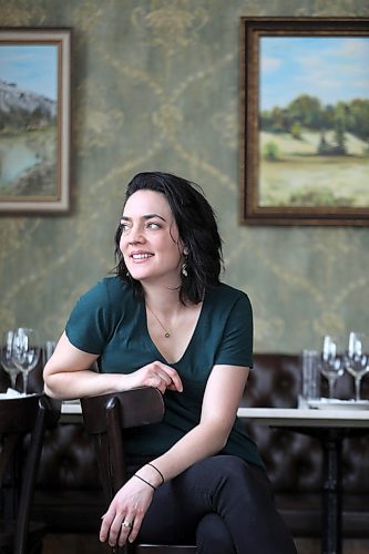 RUTH BONNEVILLE  /  WINNIPEG FREE PRESS 


ENT - Langside Grocery


Portraits of Langside Grocery chef, Kylie Matheson inside boutique-style restaurant in West Broadway.   


Langside Grocery chef Kylie Matheson for a Chefs Table interview for the arts section. 

 

Story by Eva Wasney.


Jan 28th,  2020