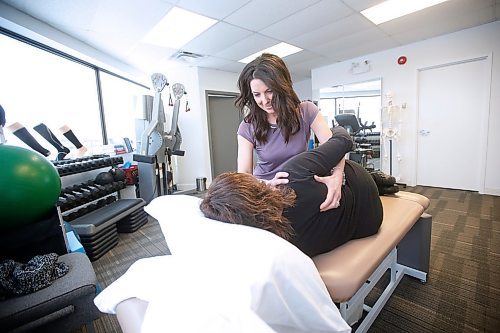 JOHN WOODS / WINNIPEG FREE PRESS
Denise Dreikluft, physiotherapist at PhysioCARE+ who is certified in cancer rehabilitation, is photographed in her Winnipeg clinic Tuesday, January 28, 2020. Shes one of the only therapists in Manitoba that works solely on cancer rehab.

Reporter: Carnevale