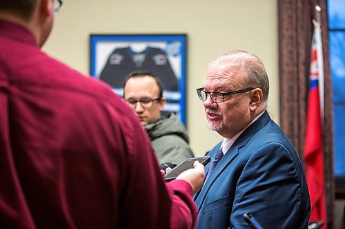 MIKAELA MACKENZIE / WINNIPEG FREE PRESS

Minister of education Kelvin Goertzen speaks to the media at the Manitoba Legislative Building in Winnipeg on Thursday, Jan. 30, 2020. For Maggie Macintosh story.
Winnipeg Free Press 2019.