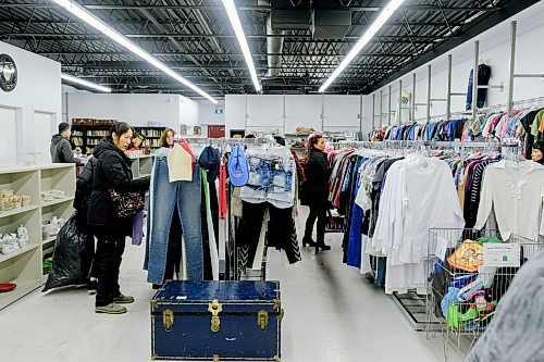 Mike Sudoma / Winnipeg Free Press
Shoppers take advantage of the re-opening of the Goodwill store on Pembina Highway the store opened back up Thursday for the first time since a vehicle had driven through the front of the business this past March
January 30, 2020