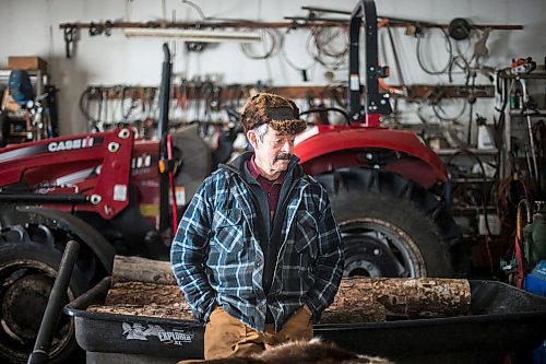 MIKAELA MACKENZIE / WINNIPEG FREE PRESS

Murray Imrie hangs out in the shop after going out on the trapline with his son and grandson near Falcon Lake, Manitoba on Tuesday, Jan. 28, 2020. 
Winnipeg Free Press 2019.