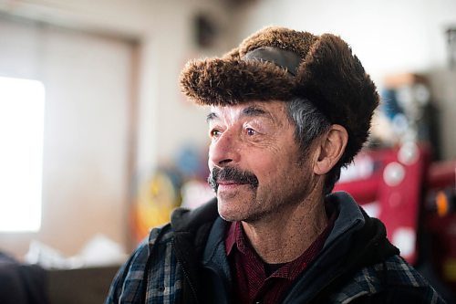 MIKAELA MACKENZIE / WINNIPEG FREE PRESS

Murray Imrie hangs out in the shop after going out on the trapline with his son and grandson near Falcon Lake, Manitoba on Tuesday, Jan. 28, 2020. 
Winnipeg Free Press 2019.