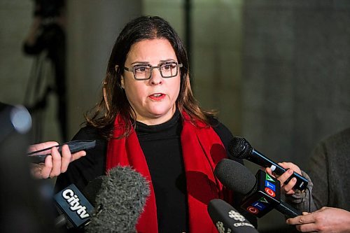 MIKAELA MACKENZIE / WINNIPEG FREE PRESS

Families minister Heather Stefanson speaks to media about the end of birth alerts at the Manitoba Legislative Building in Winnipeg on Friday, Jan. 31, 2020. For Katie May story.
Winnipeg Free Press 2019.