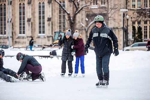 MIKAELA MACKENZIE / WINNIPEG FREE PRESS

James Gao holds gets going on his own at a newcomer skating class, hosted by the West End BIZ, in Central Park in Winnipeg on Friday, Jan. 31, 2020.  He has only been on skates once before 25 years ago, and decided that he should learn because his son plays hockey. Standup.
Winnipeg Free Press 2019.