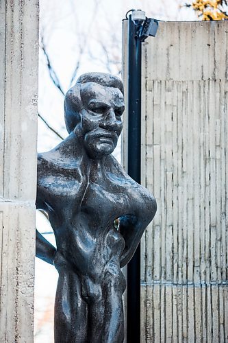 MIKAELA MACKENZIE / WINNIPEG FREE PRESS

A statue of Louis Riel at the Université de Saint-Boniface in Winnipeg on Monday, Feb. 3, 2020. For Solomon Israel story.
Winnipeg Free Press 2019.