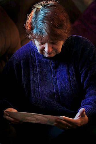 JOHN WOODS / WINNIPEG FREE PRESS
Daphne Nixon weeps as she holds a photo of her son Keith Zilinsky in her Winnipeg home Monday, February 3, 2020. Zilinsky, who struggled with alcoholism, died in a house fire last night. Nixon says accessibility to treatment services are limited in Manitoba.

Reporter: ?