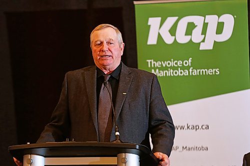 MIKE DEAL / WINNIPEG FREE PRESS
Bill Campbell, president of Keystone Ag Producers speaks Tuesday morning at the Delta Hotel at the KAP annual general meeting. 
200204 - Tuesday, February 4, 2020