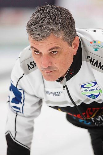 MIKE DEAL / WINNIPEG FREE PRESS
Skip William Lyburn during practice at Eric Coy Arena Tuesday afternoon prior to the start of the 2020 Viterra Curling Championship.
200204 - Tuesday, February 04, 2020.