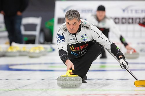 MIKE DEAL / WINNIPEG FREE PRESS
Skip William Lyburn during practice at Eric Coy Arena Tuesday afternoon prior to the start of the 2020 Viterra Curling Championship.
200204 - Tuesday, February 04, 2020.