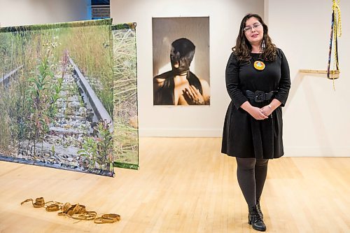 MIKAELA MACKENZIE / WINNIPEG FREE PRESS

Franchesca Hebert-Spence, curator, poses for a portrait in the beadwork exhibit May the land remember you as you walk upon its surface at C2 Centre for Craft in Winnipeg on Tuesday, Feb. 4, 2020. For Declan Schroeder story.
Winnipeg Free Press 2019.