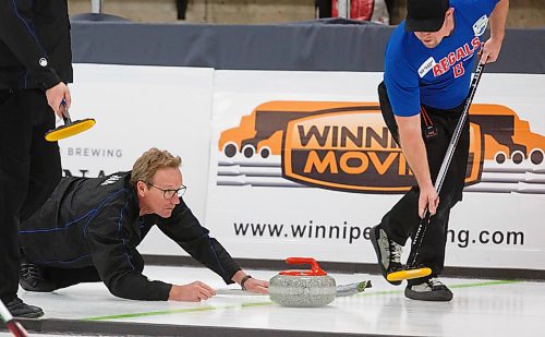 MIKE DEAL / WINNIPEG FREE PRESS
Skip Gerry Janz during his teams match against Team Chambers at Eric Coy Arena Wednesday afternoon on day one of the 2020 Viterra Curling Championship.
200205 - Wednesday, February 05, 2020.