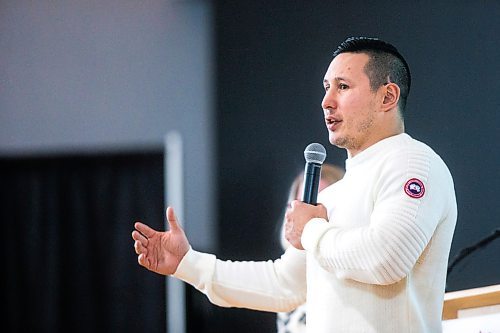 MIKAELA MACKENZIE / WINNIPEG FREE PRESS

Former NHL forward Jordin Tootoo speaks at Red River College in Winnipeg on Wednesday, Feb. 5, 2020. For Sol Israel story.
Winnipeg Free Press 2019.