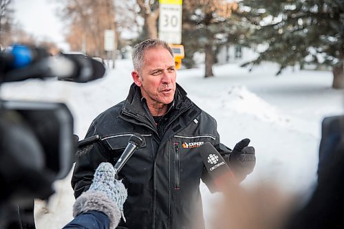 MIKAELA MACKENZIE / WINNIPEG FREE PRESS

Chuck Lewis, owner of Expert Electric, speaks to the media in front of a flashing light that he recently installed by Winnipeg Mennonite Elementary & Middle School in Winnipeg on Thursday, Feb. 6, 2020. For Ben Waldman story.
Winnipeg Free Press 2019.