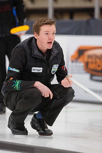 MIKE DEAL / WINNIPEG FREE PRESS
Skip JT Ryan during his teams match against Team Wiebe at Eric Coy Arena Thursday afternoon on day two of the 2020 Viterra Curling Championship.
200206 - Thursday, February 06, 2020.