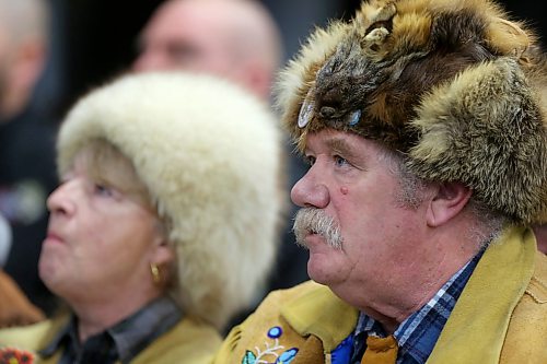 SHANNON VANRAES / WINNIPEG FREE PRESS
Alan and Johanna McLauchlan listen to an update on the province's northern tourism strategy at the Outdoor Adventure Show in Winnipeg on February 6, 2020.