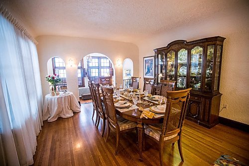 MIKAELA MACKENZIE / WINNIPEG FREE PRESS

The dining room at 68 Ash Street in River Heights in Winnipeg on Monday, Feb. 10, 2020. For Todd Lewys story.
Winnipeg Free Press 2019.