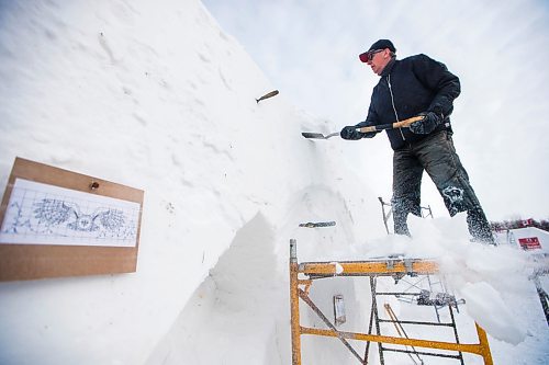 MIKAELA MACKENZIE / WINNIPEG FREE PRESS

David MacNair sculpts an owl out of snow in preparation for Festival du Voyageur in Winnipeg on Tuesday, Feb. 11, 2020. Standup.
Winnipeg Free Press 2019.