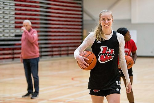 MIKAELA MACKENZIE / WINNIPEG FREE PRESS

Lena Wenke at Wesmen women's basketball practice at the Duckworth Centre in Winnipeg on Wednesday, Feb. 12, 2020. For Taylor Allen story.
Winnipeg Free Press 2019.