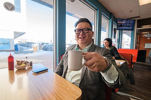 Mike Sudoma / Winnipeg Free Press
Long time friend of the Bernsteins, Carte Chen, enjoys a cup of coffee at Bernsteins Deli Thursday afternoon
February 13, 2020