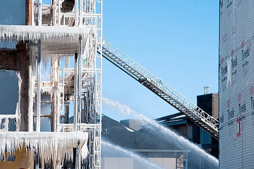 Mike Sudoma / Winnipeg Free Press
The frozen remains of a condo project off of Phillip Lee Drive which went up in flames around 6 am Sunday morning.
February 16, 2020