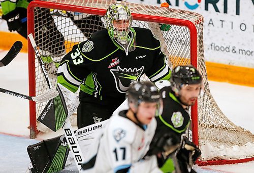 JOHN WOODS / WINNIPEG FREE PRESS
Edmonton Oil Kings goaltender Sebastien Cossa (33) plays against Winnipeg Ice during second period WHL action in Winnipeg on Wednesday, February 19, 2020.