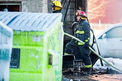 MIKAELA MACKENZIE / WINNIPEG FREE PRESS

Crews clean up after a fire at an auto shop at 169 Provencher in Winnipeg on Friday, Feb. 21, 2020. Standup.
Winnipeg Free Press 2019.