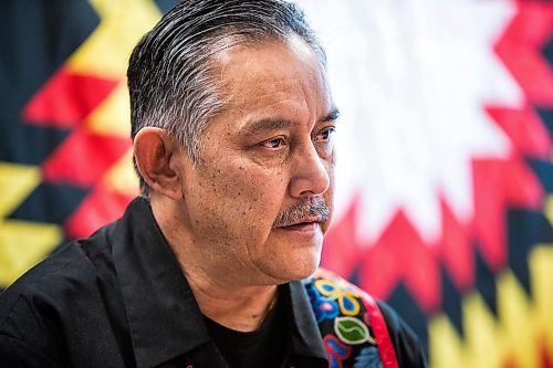 MIKAELA MACKENZIE / WINNIPEG FREE PRESS

Sagkeeng Chief Derek Henderson speaks to media about the Wet'suwet'en blockades at the Southern Chiefs Organization office in Winnipeg on Friday, Feb. 21, 2020. For Sol story.
Winnipeg Free Press 2019.