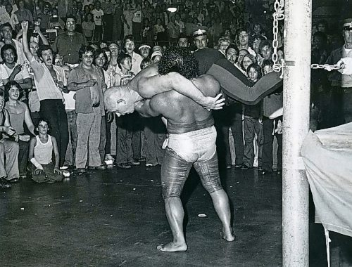 WINNIPEG FREE PRESS
August 20, 1974
Chief Maivia gives Baron von Raschke a rough ride as action spreads outside the ring.
