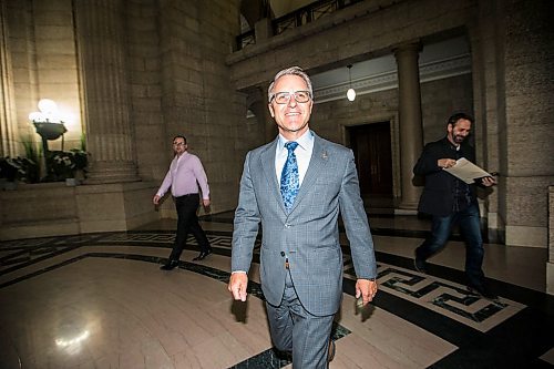 MIKAELA MACKENZIE / WINNIPEG FREE PRESS

Health, seniors, and active living minister Cameron Friesen walks up to speak about the development of a master capital plan for the Health Sciences Centre at the Manitoba Legislative Building in Winnipeg on Monday, Feb. 24, 2020. For Carol Sanders story.
Winnipeg Free Press 2019.