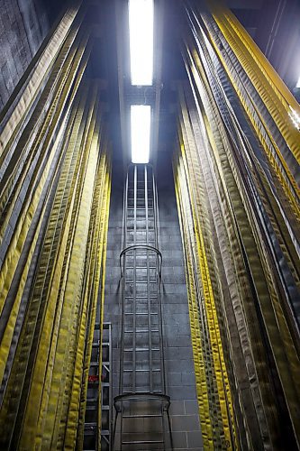 MIKE DEAL / WINNIPEG FREE PRESS
Hoses hang in the drying room at WFPS station one.
200221 - Friday, February 21, 2020.