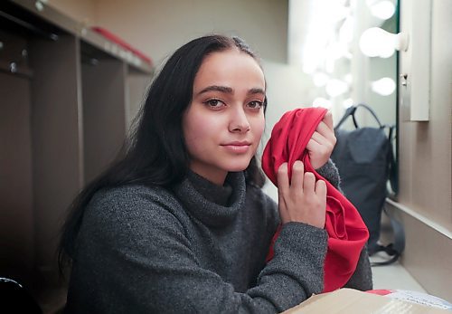 RUTH BONNEVILLE  /  WINNIPEG FREE PRESS 


ENT - Emerging Winnipeg Artist

Portraits of  actor Sophie Smith-Dostmohamad at MTC where she is making her debut.


REPORTER: Frances Koncan.
Feb 25th,, 2020
