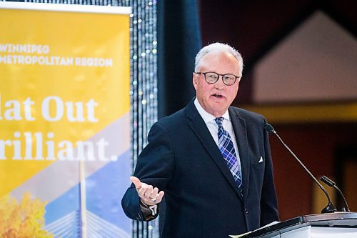 MIKAELA MACKENZIE / WINNIPEG FREE PRESS

Economist Michael Langley speaks at a Winnipeg Metro Region event at the TYC Event Centre in Winnipeg on Thursday, Feb. 27, 2020. For Martin Cash story.
Winnipeg Free Press 2019.