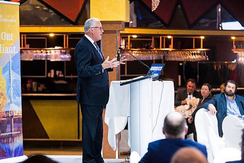 MIKAELA MACKENZIE / WINNIPEG FREE PRESS

Economist Michael Langley speaks at a Winnipeg Metro Region event at the TYC Event Centre in Winnipeg on Thursday, Feb. 27, 2020. For Martin Cash story.
Winnipeg Free Press 2019.