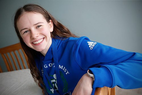 JOHN WOODS / WINNIPEG FREE PRESS
Margrett Watt, 18, long distance runner, is photographed at her home in Winnipeg Sunday, March 1, 2020. Watt ran in the 800 and 1500 m races in the Manitoba Provincial Championships at the University of Manitoba this weekend. Watt achieved a meet record during the weekend.

Reporter: Taylor