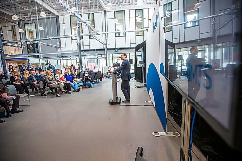 MIKAELA MACKENZIE / WINNIPEG FREE PRESS

President and CEO of Bell Canada Mirko Bibic announces a large fibre optic investment in Manitoba at Red River College in Winnipeg on Monday, March 2, 2020. For Martin Cash story.
Winnipeg Free Press 2019.