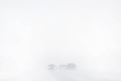 JOHN WOODS / WINNIPEG FREE PRESS
Drivers make their way through snow on the McGillivray blvd in Winnipeg Monday, March 2, 2020. 

Reporter: standup