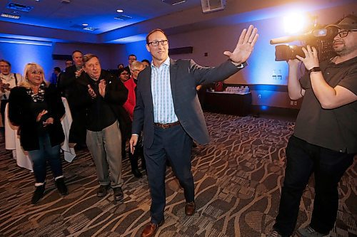 JOHN WOODS / WINNIPEG FREE PRESS
Peter MacKay, Progressive Conservative leadership candidate, attends a supporters rally in Winnipeg Monday, March 2, 2020.

Reporter: Malak