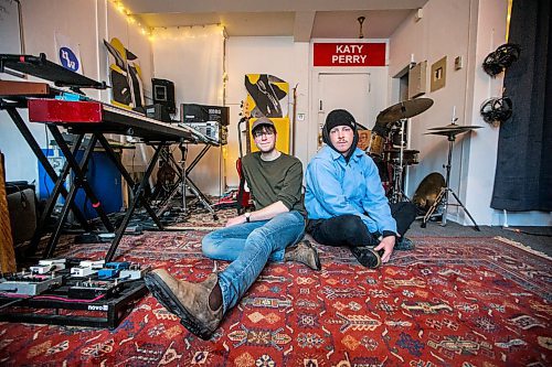 MIKAELA MACKENZIE / WINNIPEG FREE PRESS

Adam Fuhr, who has started the House of Wonders record label (left), and Amos Nadlersmith, the label's first signed artist, in their studio in Winnipeg on Tuesday, March 3, 2020. For Frances Koncan story.
Winnipeg Free Press 2019.