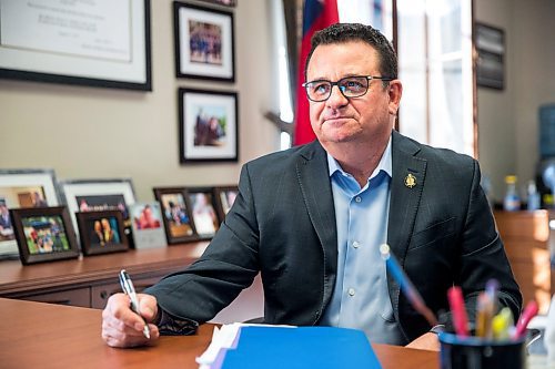 MIKAELA MACKENZIE / WINNIPEG FREE PRESS

Crown services minister Jeff Wharton poses for a portrait in this office at the Manitoba Legislative Building in Winnipeg on Tuesday, March 3, 2020. For Larry Kusch story.
Winnipeg Free Press 2019.